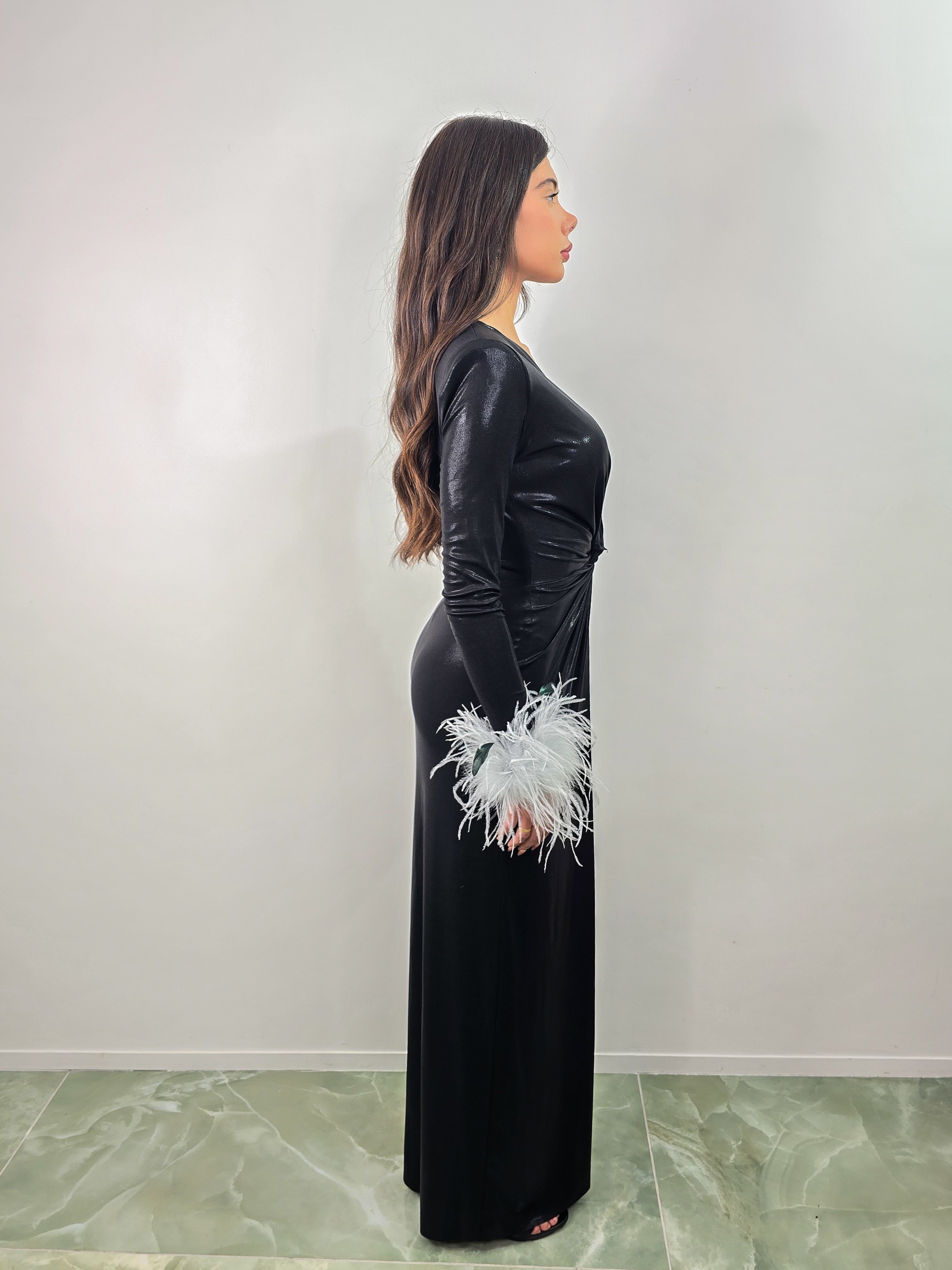 Dramèe dress con maniche piumate