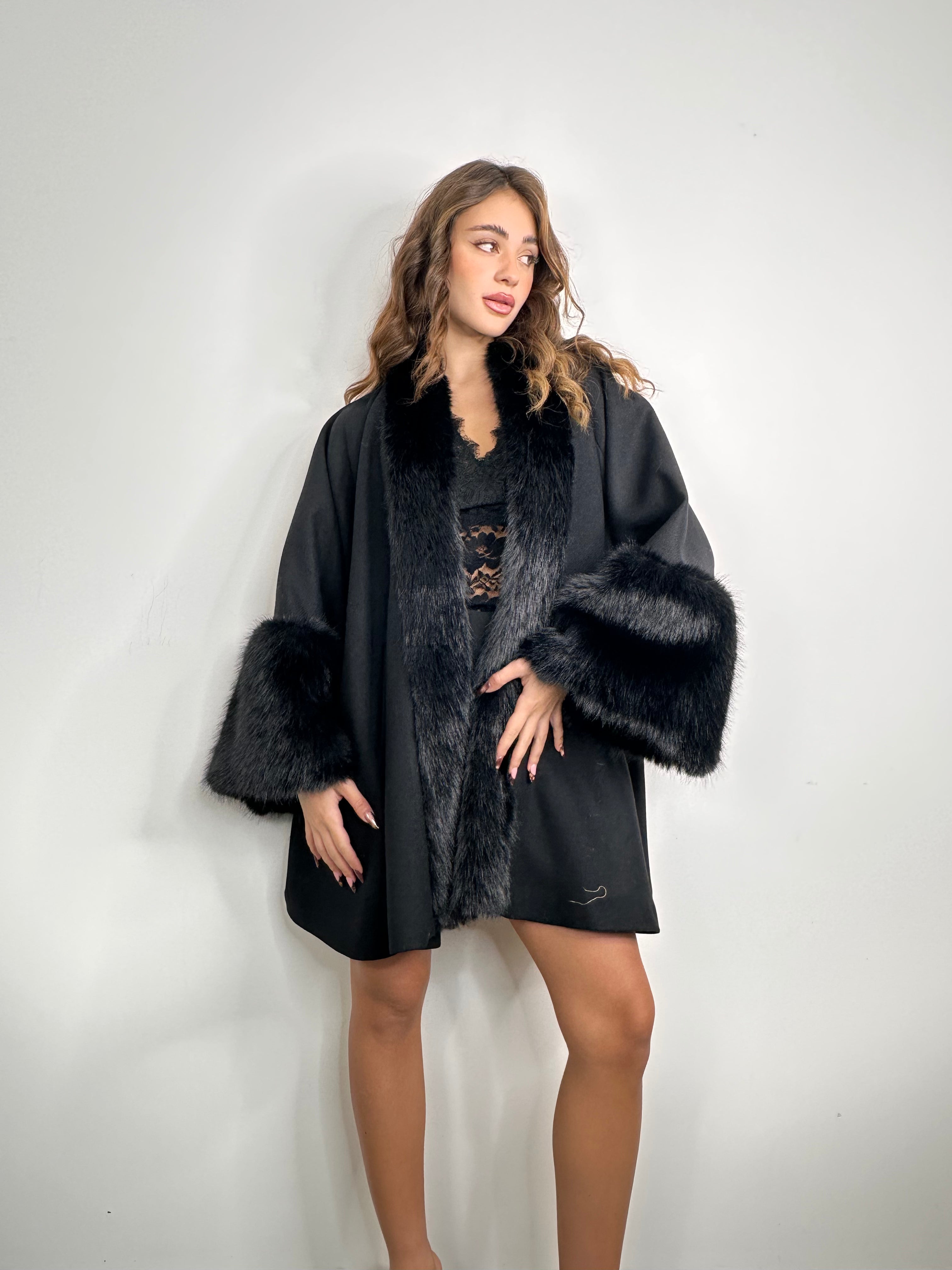 Mantella Desy in ecopelliccia