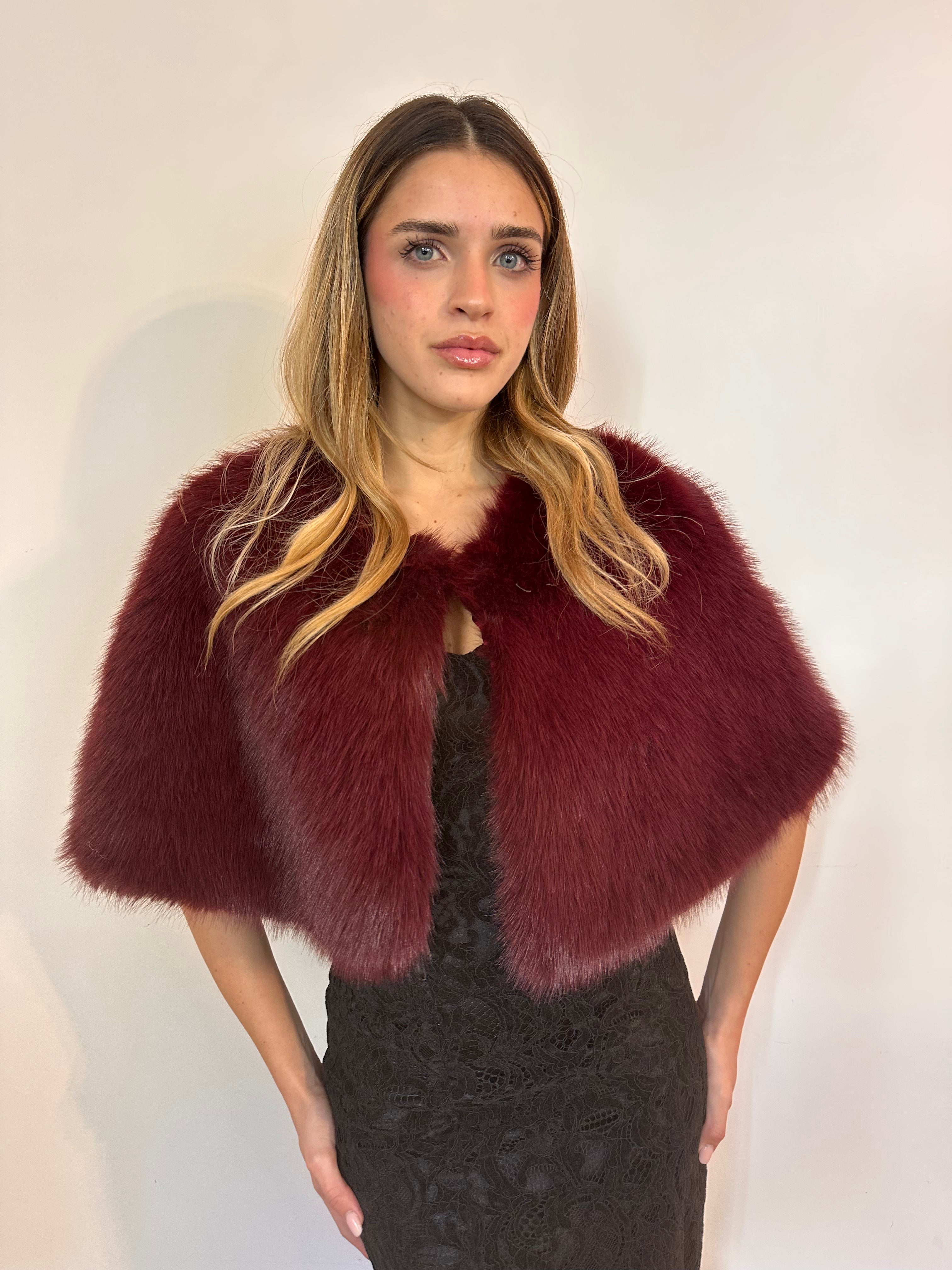 Mantella Coco eco-pelliccia