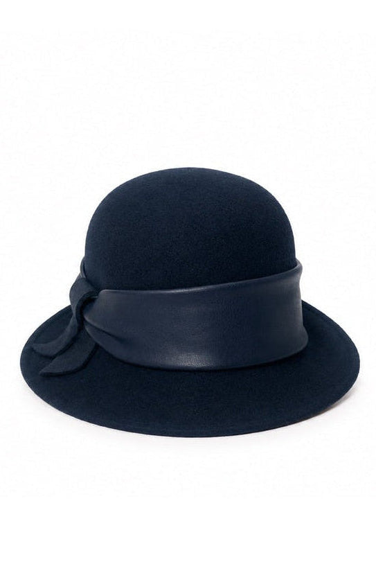Cappello in feltro blu con fascia effetto pelle