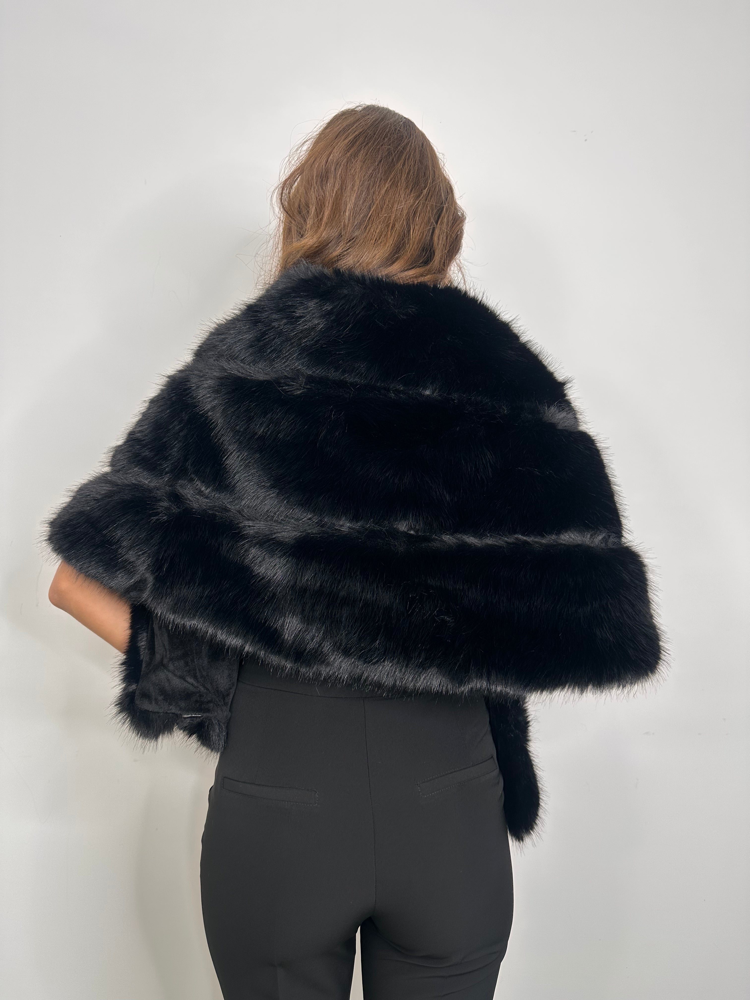 Mantella Paris
