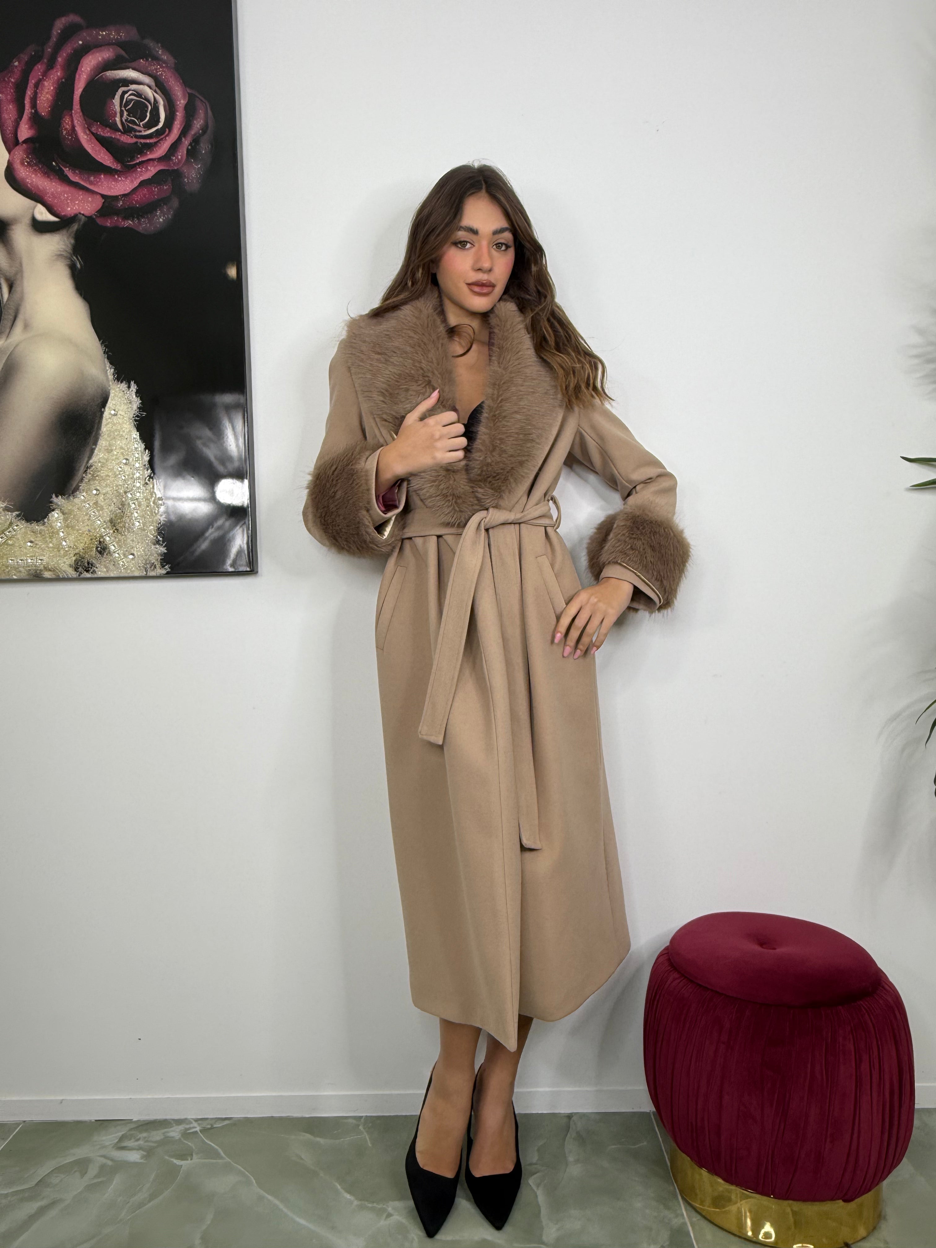 Cappotto  in eco-pelliccia